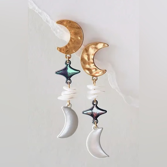 🌙 Free People Luna Eclipse Dangle Earrings - Boho Celestial Glam NWT - Picture 1 of 7
